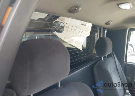 2000 Chevrolet Silverado 1500 Ls z USA, uszkodzony, nr VIN 1GCEC14T6YE339772